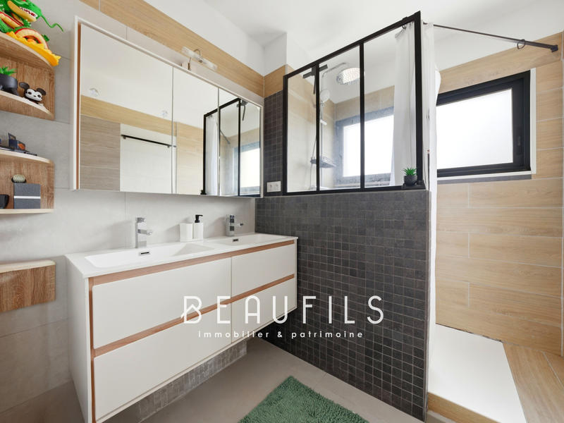 Villa - 130 m² - 5 pièces