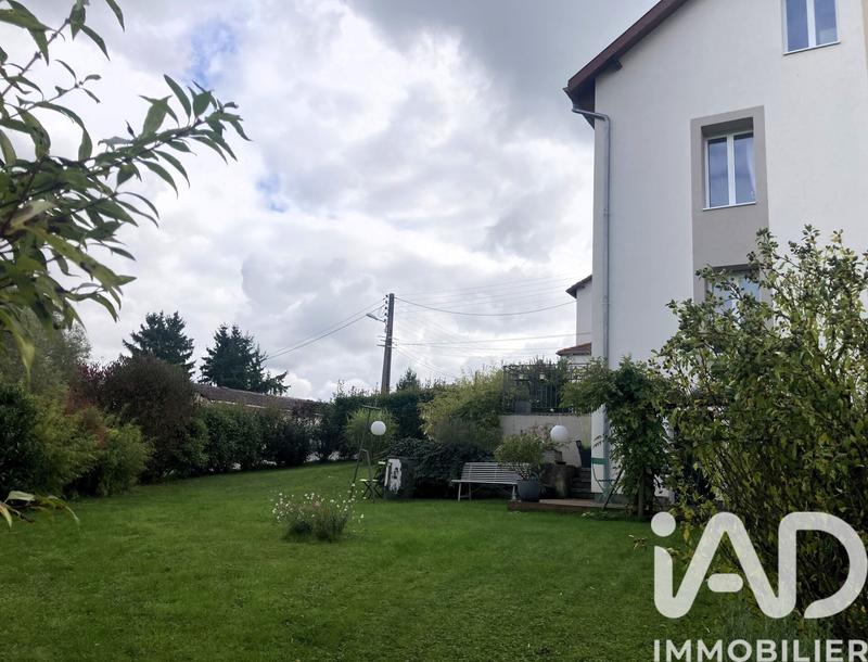 Maison - 80 m² - 5 pièces