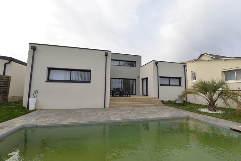 Maison - 150 m² - 5 pièces