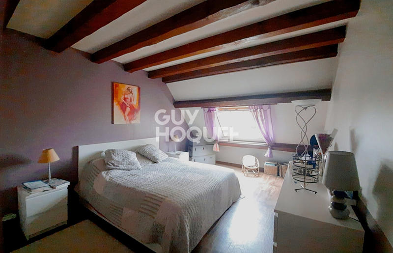 Maison - 180 m² - 7 pièces