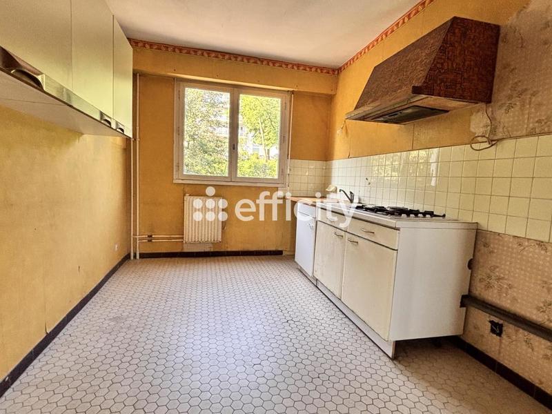 Appartement - 80 m² - 4 pièces