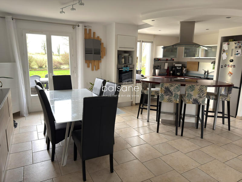 Maison contemporaine - 133 m² - 6 pièces