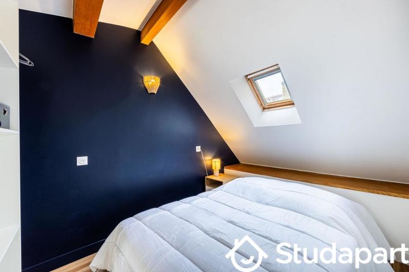 Chambre - 11 m² - 1 pièce