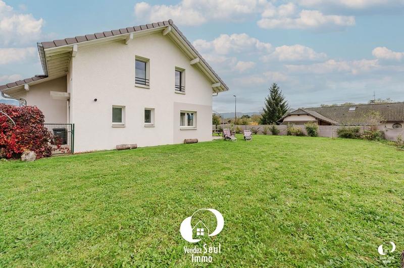 Maison - 92 m² - 4 pièces