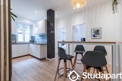 Chambre - 89 m² - 1 pièce