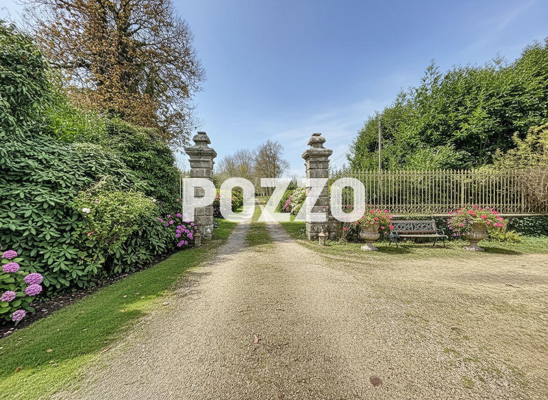 Maison - 510 m² - 14 pièces