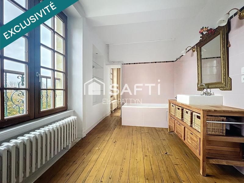 Maison de maîtres - 367 m² - 11 pièces