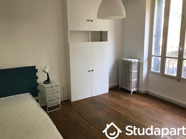 Chambre - 14 m² - 1 pièce