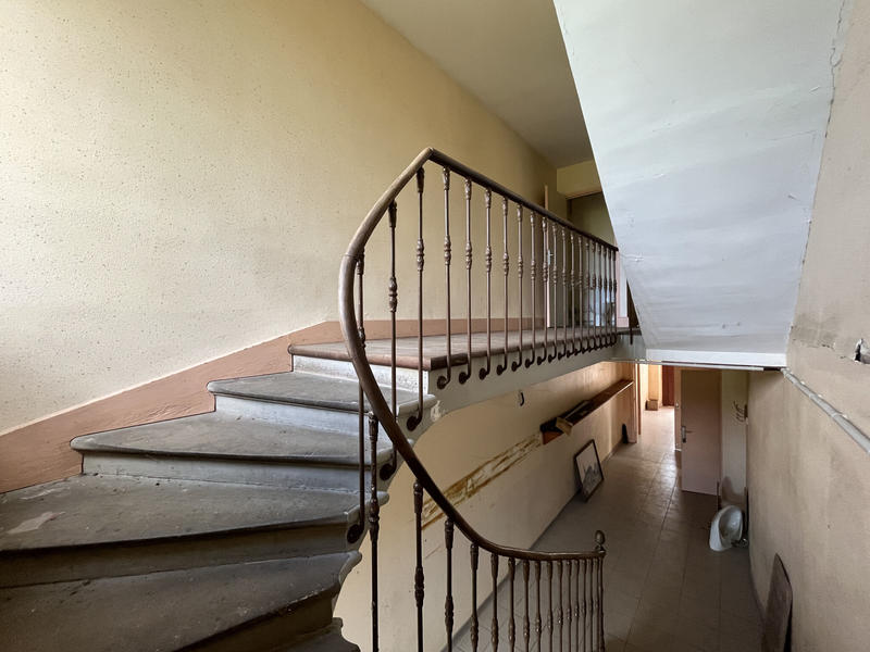 Maison - 316 m² - 6 pièces