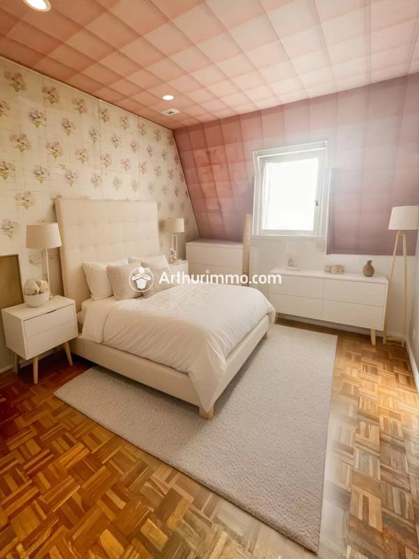 Maison - 115 m² - 6 pièces