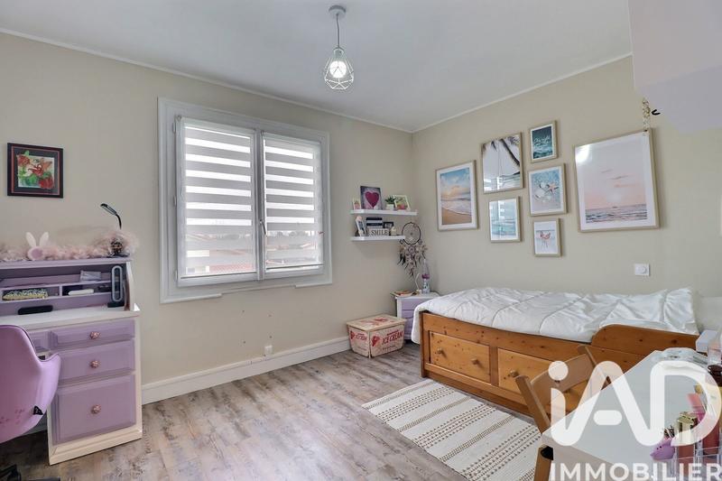 Maison - 111 m² - 6 pièces