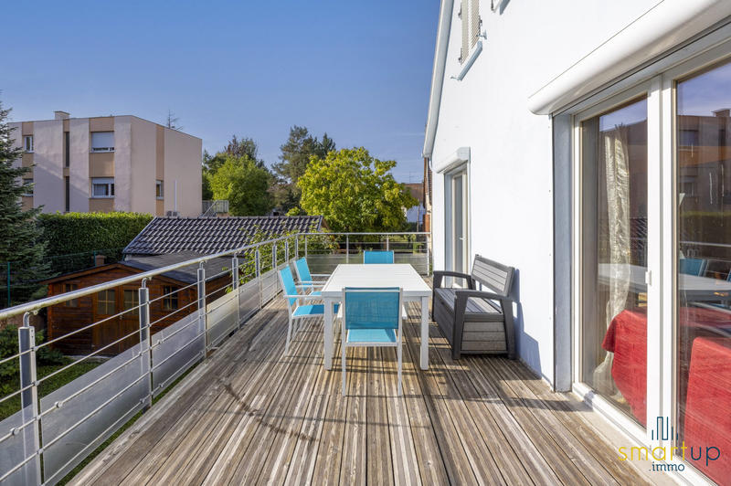 Maison - 172 m² - 7 pièces