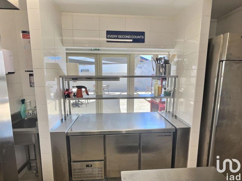 Local commercial - 127 m²