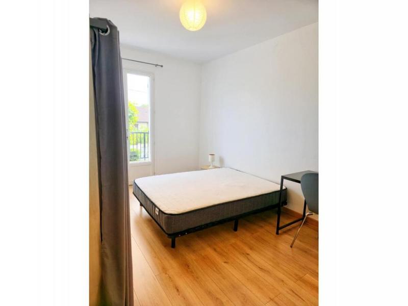 Maison - 180 m² - 10 pièces