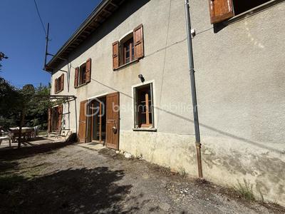 Maison ancienne - 176 m² - 6 pièces