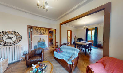 Maison - 314 m² - 6 pièces