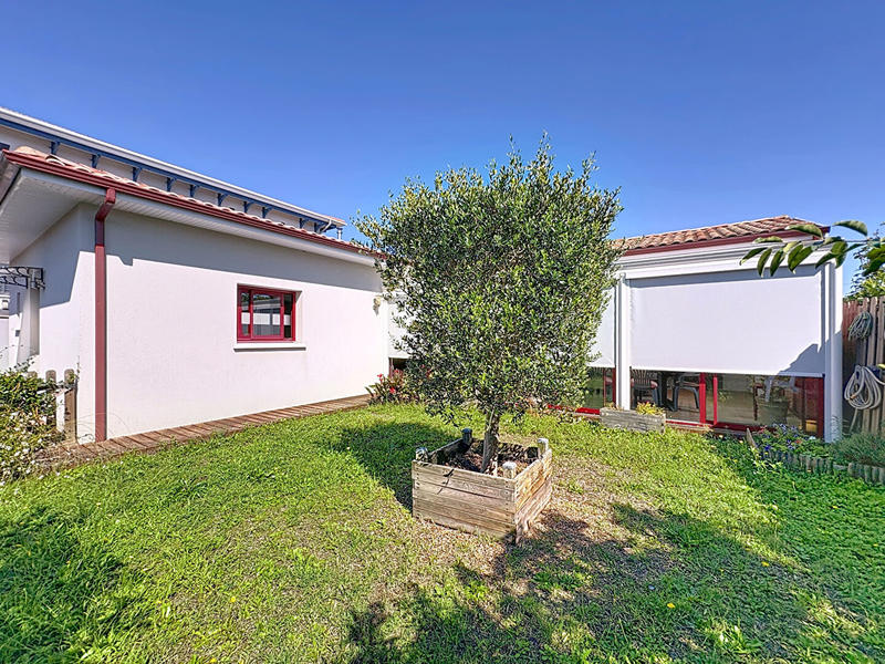 Maison - 121 m² - 4 pièces