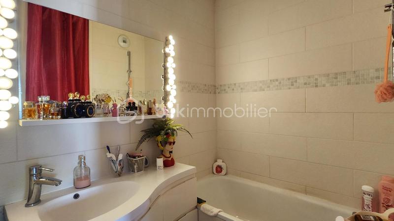 Appartement - 74 m² - 3 pièces