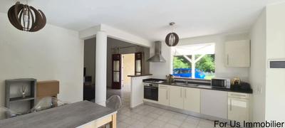 Villa - 90 m² - 4 pièces