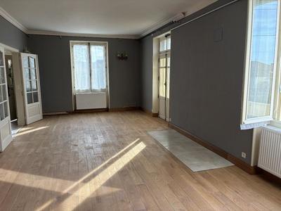 Maison de ville - 150 m² - 8 pièces