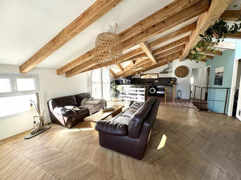 Appartement - 70 m² - 3 pièces