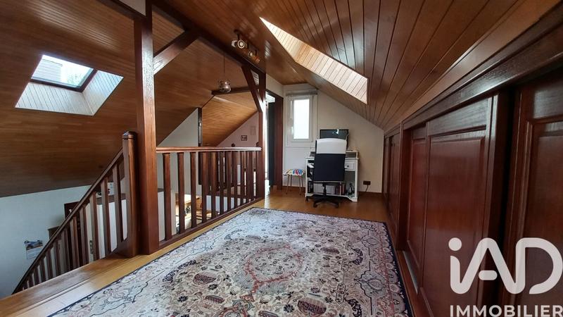 Maison - 107 m² - 6 pièces