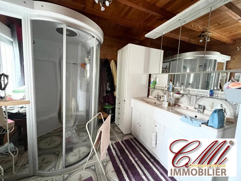 Châlet - 188 m² - 5 pièces