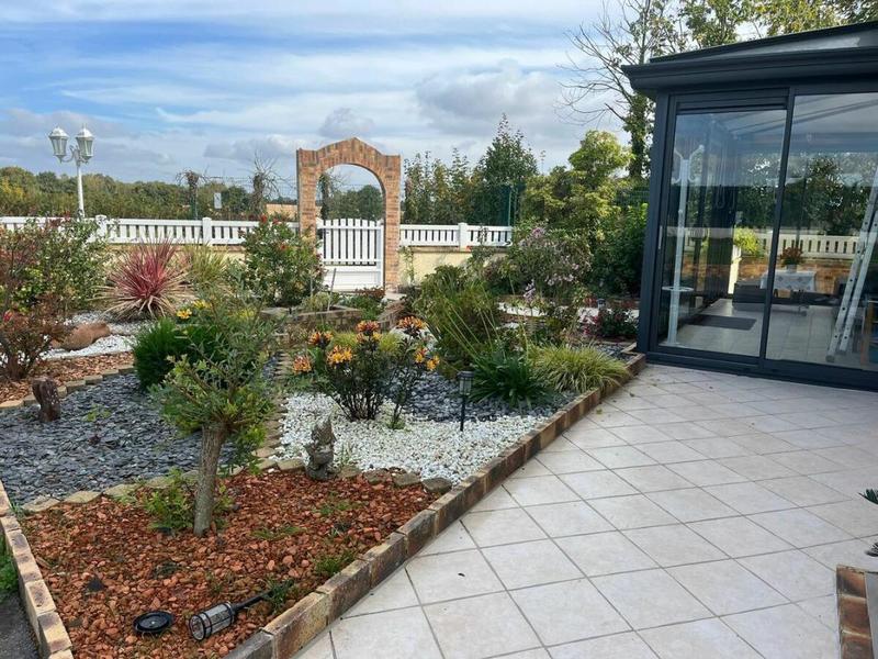 Maison - 96 m² - 4 pièces