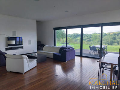 Villa - 206 m² - 6 pièces