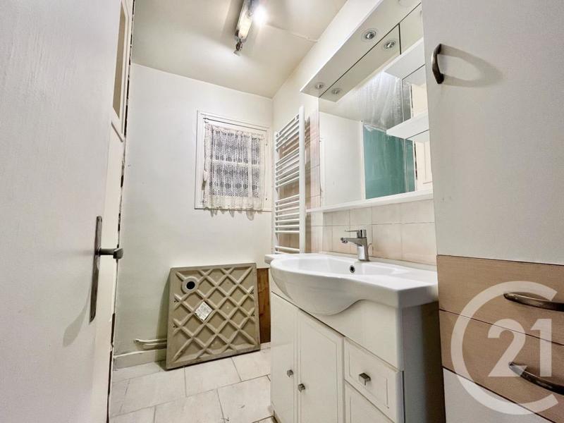 Maison en pierre - 101 m² - 5 pièces