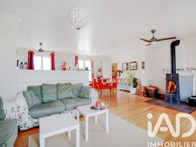 Maison - 300 m² - 9 pièces