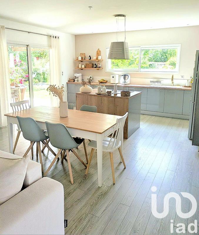 Maison - 147 m² - 5 pièces