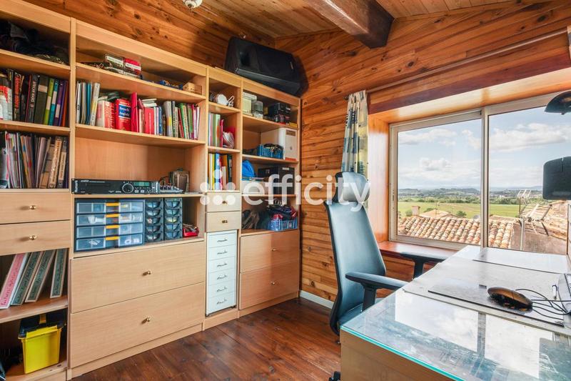 Maison - 105 m² - 6 pièces