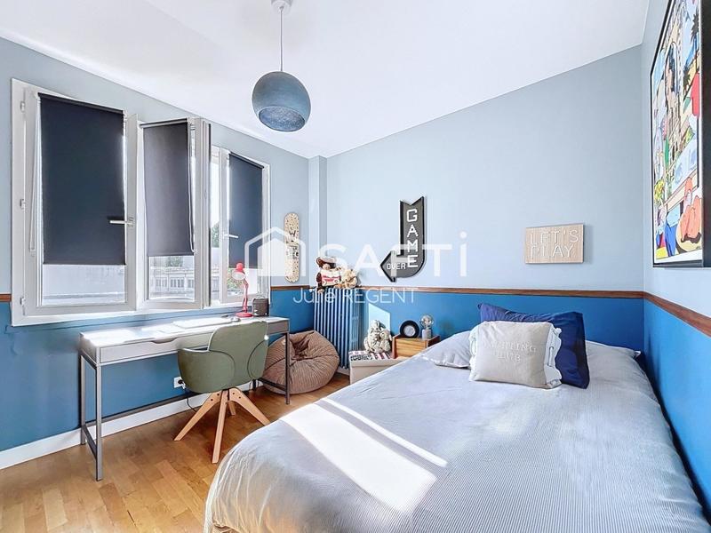 Appartement - 111 m² - 6 pièces