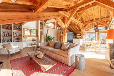 Maison - 370 m² - 10 pièces