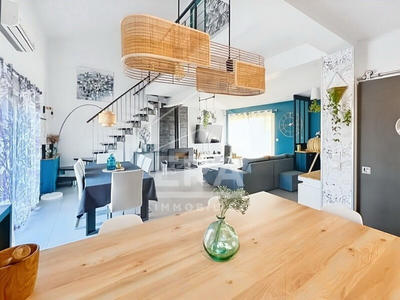 Maison - 90 m² - 4 pièces