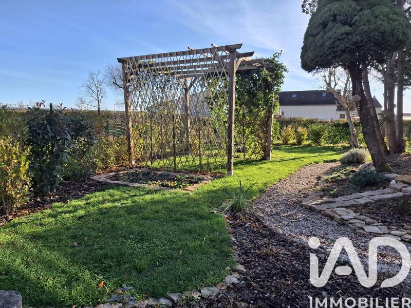 Maison - 200 m² - 6 pièces