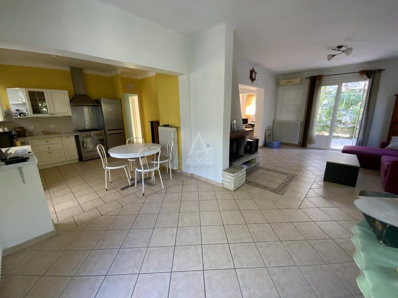 Maison - 94 m² - 3 pièces