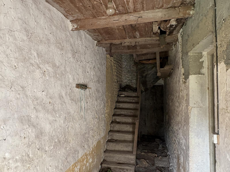 Maison - 200 m² - 3 pièces