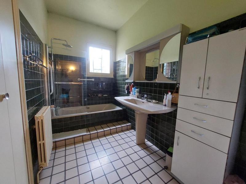 Maison traditionnelle - 190 m² - 6 pièces