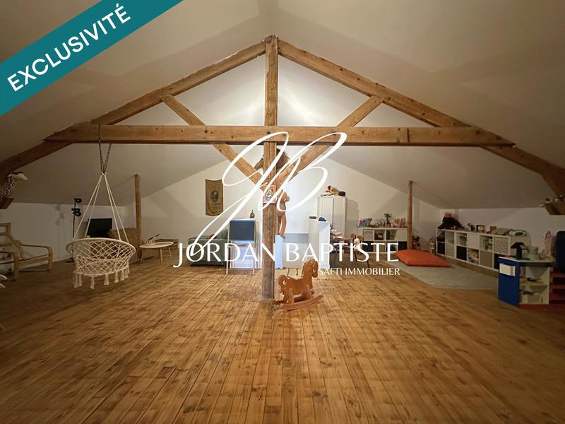 Maison de ville - 220 m² - 6 pièces