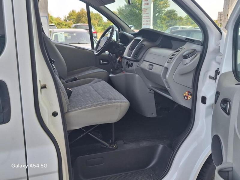 Renault Trafic Passenger L2h1 2.0dci 90 Authentique