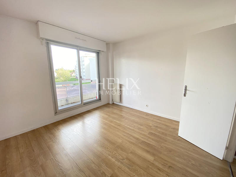 Appartement - 102 m² - 5 pièces