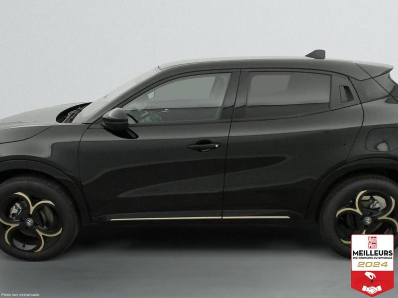 Alfa Romeo Junior Ibrida 145 e-Dct6 Intensa