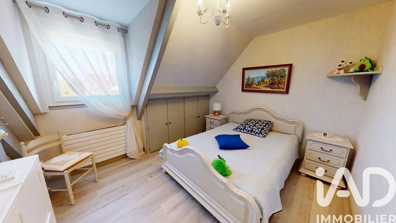 Maison - 140 m² - 6 pièces