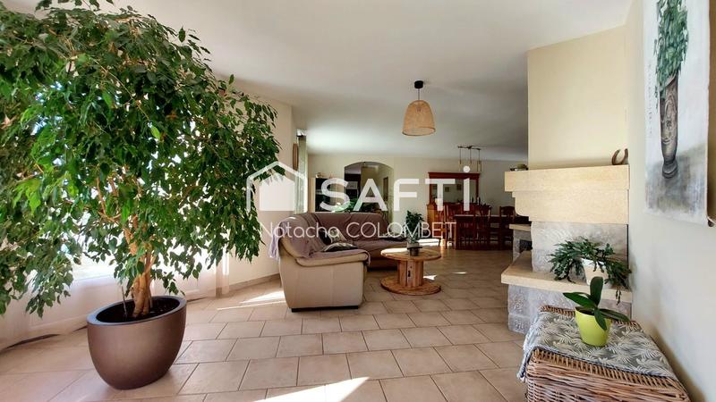 Maison - 184 m² - 5 pièces