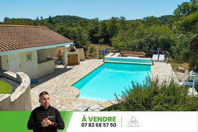 Maison - 200 m² - 5 pièces