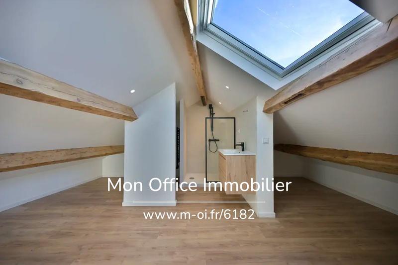 Appartement - 151 m² - 6 pièces