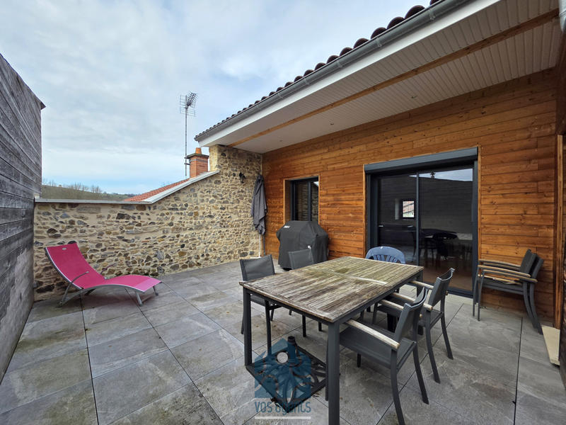 Maison - 200 m² - 5 pièces