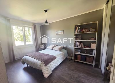 Maison - 140 m² - 5 pièces